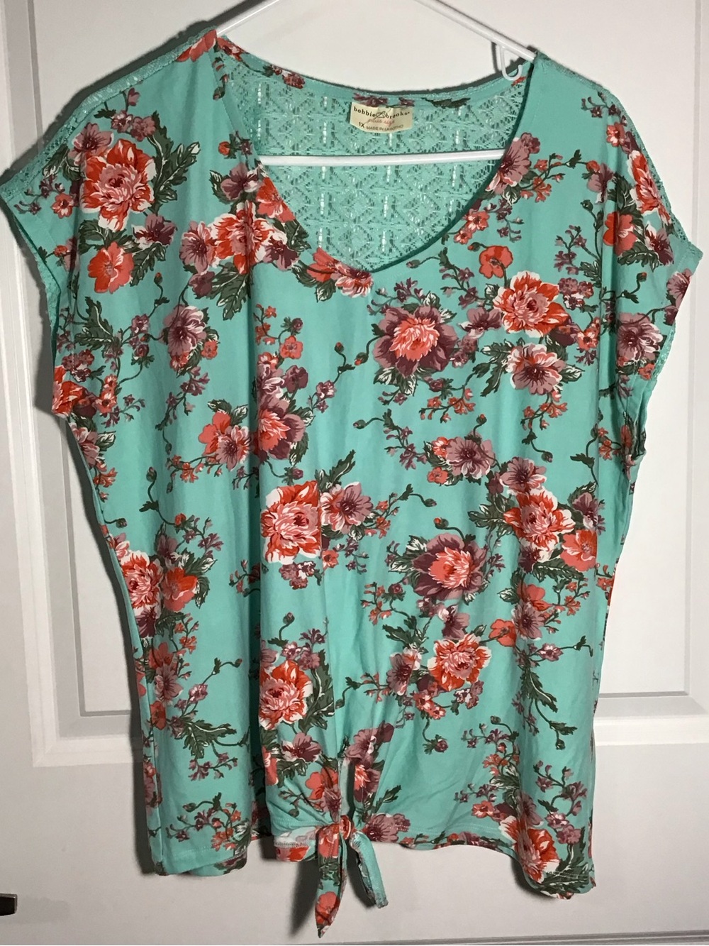 Bobbie Brooks Mint Floral Tie-Front Tunic 1X
